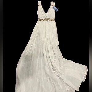 Chic White Maxi Dress with Gold Accents